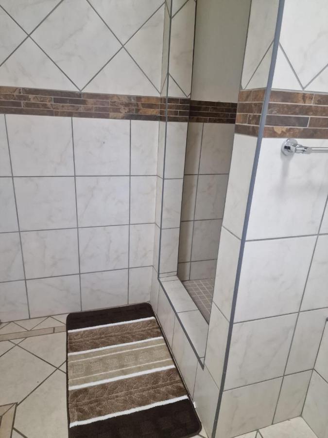 Pinto City Motel Kempton Park Exterior photo