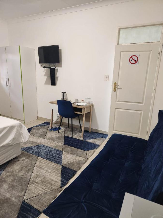 Pinto City Motel Kempton Park Exterior photo