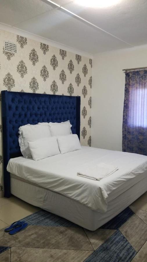 Pinto City Motel Kempton Park Exterior photo