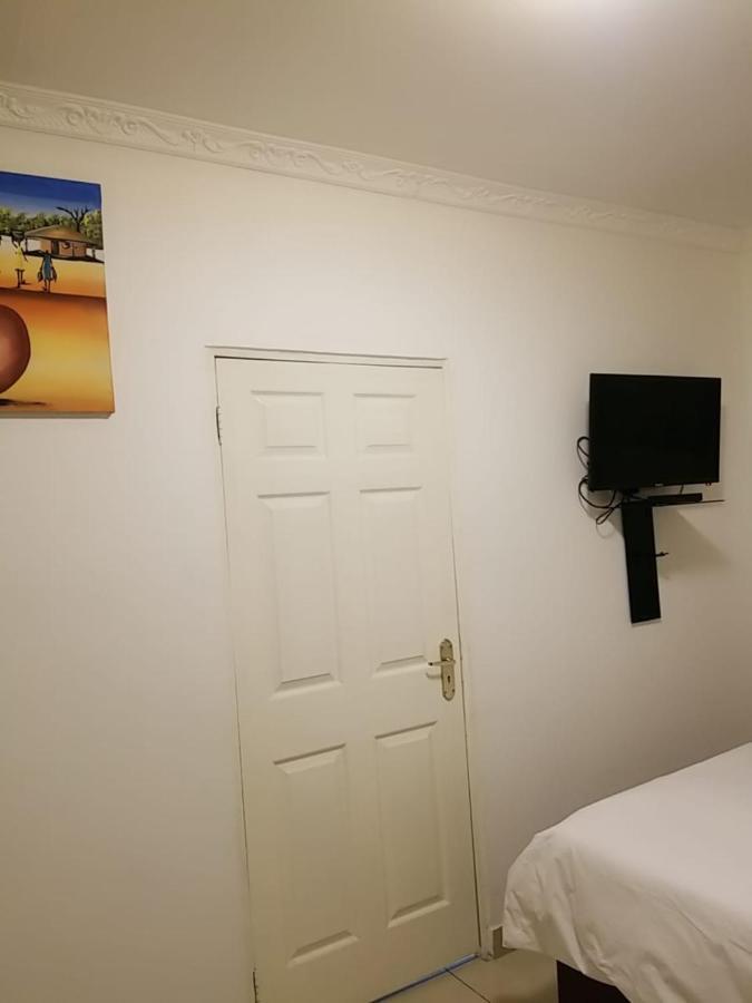 Pinto City Motel Kempton Park Exterior photo